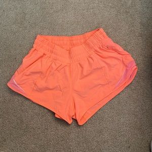 BARELY WORN- Hotty hot shorts bright pink